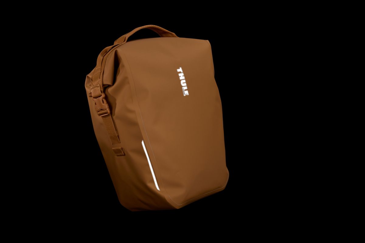 Náhled produktu - Thule Shield - postranní brašna na kolo s InLock systémem 22 l Dusted Orange